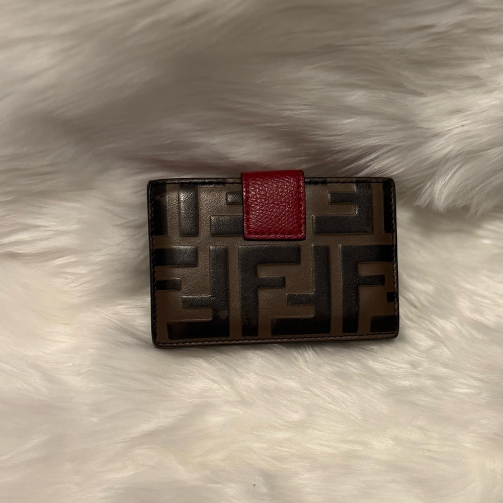 Fendi Bi-Color FF 1974 Embossed Gusseted Card Holder Maya Black Rosso - Picture 2 of 4